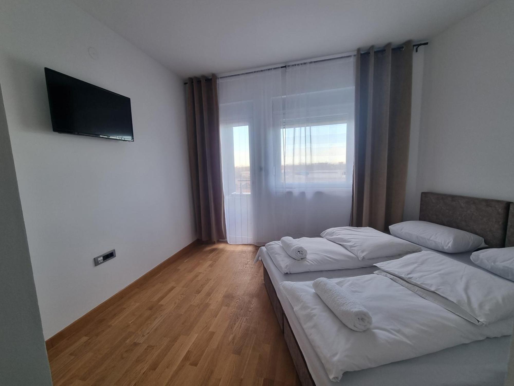 Gosnje Apartment Novi Sad Room photo
