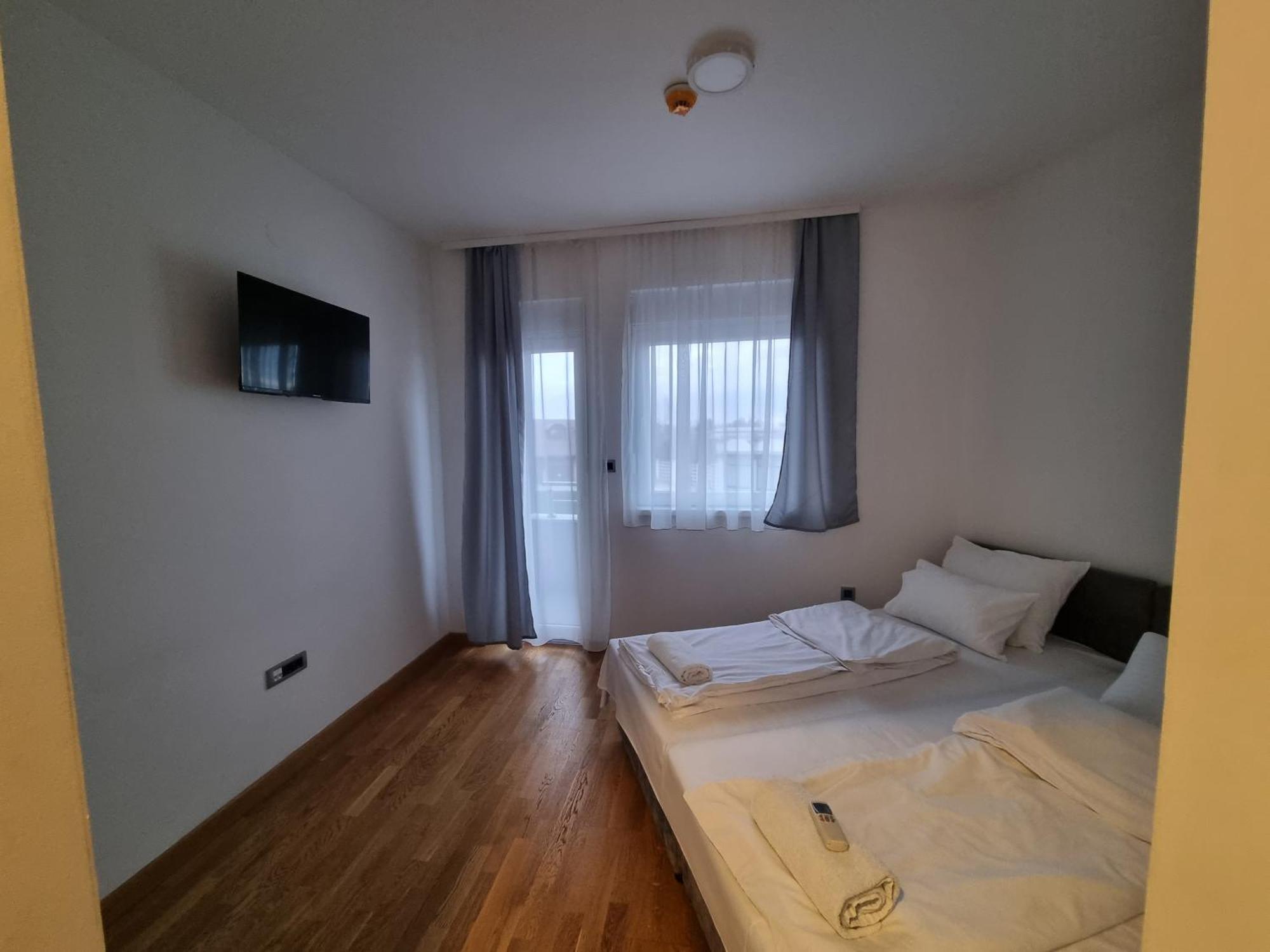 Gosnje Apartment Novi Sad Room photo